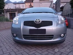 Grigio Usata 2008 Toyota Yaris Sol Tre volumi | 4500 € (Buon prezzo)