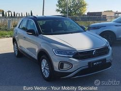 Bianco Usata 2022 VW T-Roc Life SUV | 21.000 € (Buon prezzo)