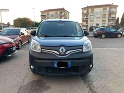 Blu/azzurro Usata 2018 Renault Kangoo Station wagon | 8800 € (Buon prezzo)
