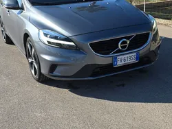 Grigio Usata 2019 Volvo V40 R-Design Station wagon | 14.000 € (Ottimo prezzo)