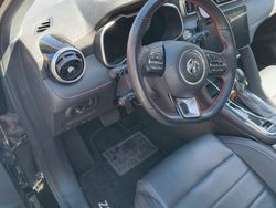 Usata 2023 MG ZS Luxury Tre volumi | 19.000 € (Molto cara)