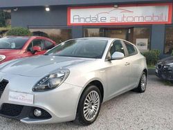 Argento Usata 2017 Alfa Romeo Giulietta Business Tre volumi | 7500 € (Ottimo prezzo)
