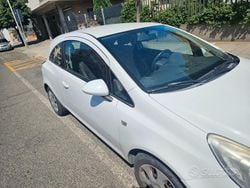 Usata 2013 Opel Corsa Due volumi | 2500 € (Buon prezzo)