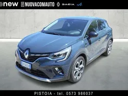 Blu scuro Usata 2022 Renault Captur Intens SUV | 14.900 € (Ottimo prezzo)