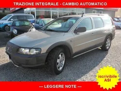 Grigio Usata 2002 Volvo XC70 SUV | 1650 € (Buon prezzo)