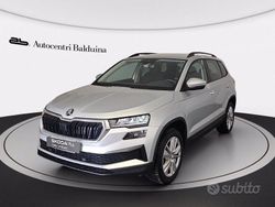 Argento met Usata 2024 Skoda Karoq Executive SUV | 22.700 € (Buon prezzo)