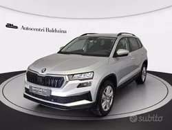 Argento met Usata 2024 Skoda Karoq Executive SUV | 23.900 € (Buon prezzo)
