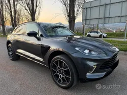 Grigio scuro Usata 2021 Aston Martin DBX SUV | 109.990 €