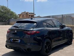 Nero Usata 2018 Alfa Romeo Stelvio Executive SUV | 28.500 € (Molto cara)