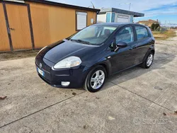 Blu Usata 2006 Fiat Grande Punto Emotion Due volumi | 2500 € (Buon prezzo)