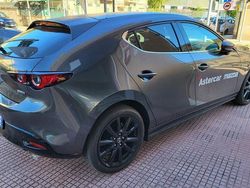 Machine grey Nuova 2025 Mazda 3 Tre volumi | 32.600 € (Molto cara)