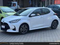 Bianco Usata 2021 Toyota Yaris Hybrid Trend Tre volumi | 13.500 € (Ottimo prezzo)