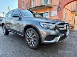 Grigio Usata 2018 Mercedes GLC350 Tre volumi | 25.000 € (Buon prezzo)