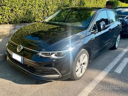 Nero Usata 2020 VW Golf VII Tre volumi | 21.900 € (Molto cara)