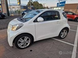 Bianco Usata 2010 Toyota iQ Due volumi | 10.000 €