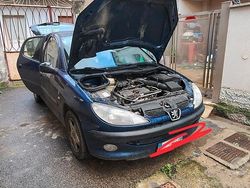 Blu Usata 2000 Peugeot 206 Tre volumi | 1500 €