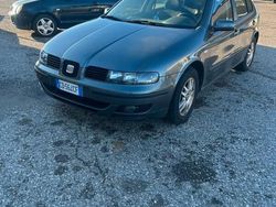 Grigio Usata 2002 Seat Leon Stella Tre volumi | 2500 € (Ottimo prezzo)
