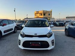 Bianco Usata 2019 Kia Picanto Due volumi | 8990 € (Molto cara)