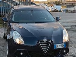 Usata 2012 Alfa Romeo Giulietta Progression Tre volumi | 5990 € (Ottimo prezzo)