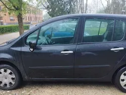 Usata 2007 Renault Modus Dynamique Monovolume | 2500 € (Buon prezzo)