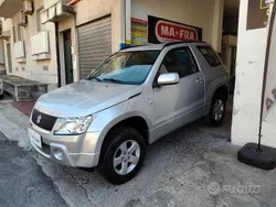 Argento Usata 2008 Suzuki Grand Vitara SUV | 4990 € (Buon prezzo)