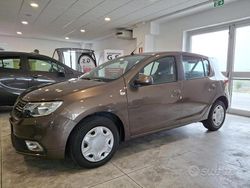 Marrone Usata 2020 Dacia Sandero Comfort Tre volumi | 9900 € (Buon prezzo)