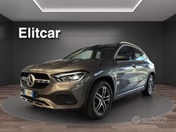 Grigio montagna Usata 2020 Mercedes GLA200 SUV | 28.900 € (Super prezzo)