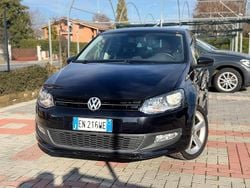 Nero Usata 2012 VW Polo Highline Tre volumi | 7900 € (Buon prezzo)