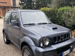 Usata 2007 Suzuki Jimny SUV | 12.000 € (Buon prezzo)