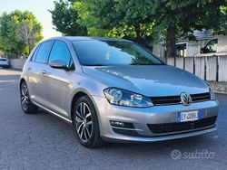 Grigio Usata 2015 VW Golf VII Highline Due volumi | 9700 € (Buon prezzo)
