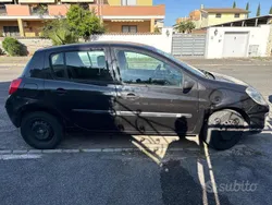 Usata 2007 Renault Clio II Due volumi | 1000 € (Super prezzo)