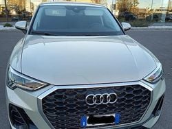 Grigio Usata 2024 Audi Q3 Sportback Advanced SUV | 37.900 €