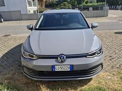 Grigio Usata 2021 VW Golf VIII United | 19.900 € (Buon prezzo)