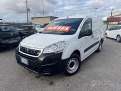 Bianco Usata 2017 Peugeot Partner Monovolume | 6450 € (Buon prezzo)