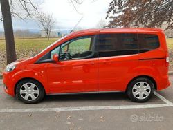 Rosso Usata 2019 Ford Tourneo Courier Monovolume | 13.000 € (Buon prezzo)