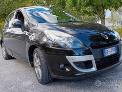 Nero Usata 2010 Renault Scénic III Dynamique Monovolume | 5900 € (Cara)