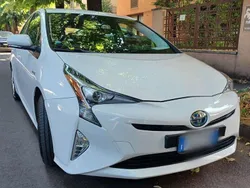 Bianco Usata 2017 Toyota Prius Active Due volumi | 12.000 €