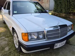 Usata 1992 Mercedes 190 Tre volumi | 2500 €