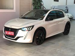 Bianco Usata 2021 Peugeot 208 GT Due volumi | 15.300 €