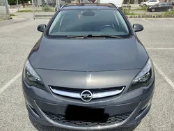 Usata 2015 Opel Astra Station wagon | 6900 € (Buon prezzo)