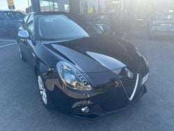Nero Usata 2016 Alfa Romeo Giulietta Super Due volumi | 9990 € (Buon prezzo)