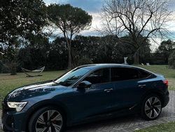 Blu Usata 2024 Audi Q8 S-Line SUV | 59.999 €