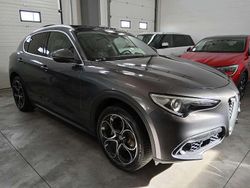 Grigio Usata 2019 Alfa Romeo Stelvio Super SUV | 23.900 € (Cara)