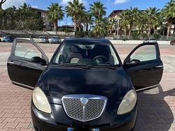 Nero Usata 2007 Lancia Ypsilon Due volumi | 2000 €