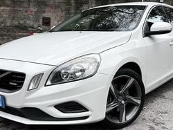 Bianco Usata 2013 Volvo V60 R-Design Kinetic Station wagon | 5500 € (Buon prezzo)