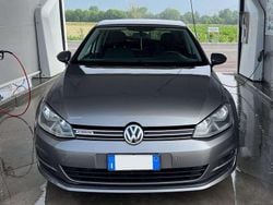 Grigio Usata 2015 VW Golf Highline Tre volumi | 11.000 € (Cara)