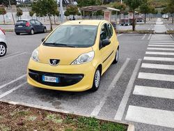 Giallo Usata 2006 Peugeot 107 Due volumi | 2000 € (Super prezzo)