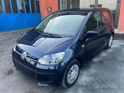 Blu Usata 2015 VW up! Due volumi | 8900 € (Buon prezzo)