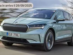 Argento Nuova 2025 Skoda Enyaq iV SportLine SUV | 48.140 € (Buon prezzo)