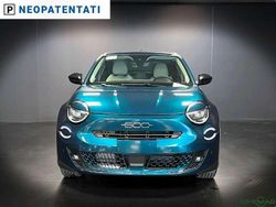Blu/azzurro Nuova 2025 Fiat 600 La Prima SUV | 23.950 €
